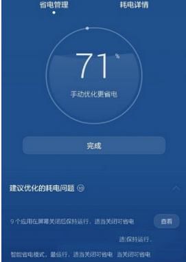 42岁王宝强回农村老家过年，穿棉衣配拖鞋淳朴接地气，与村民合影毫无明星架子